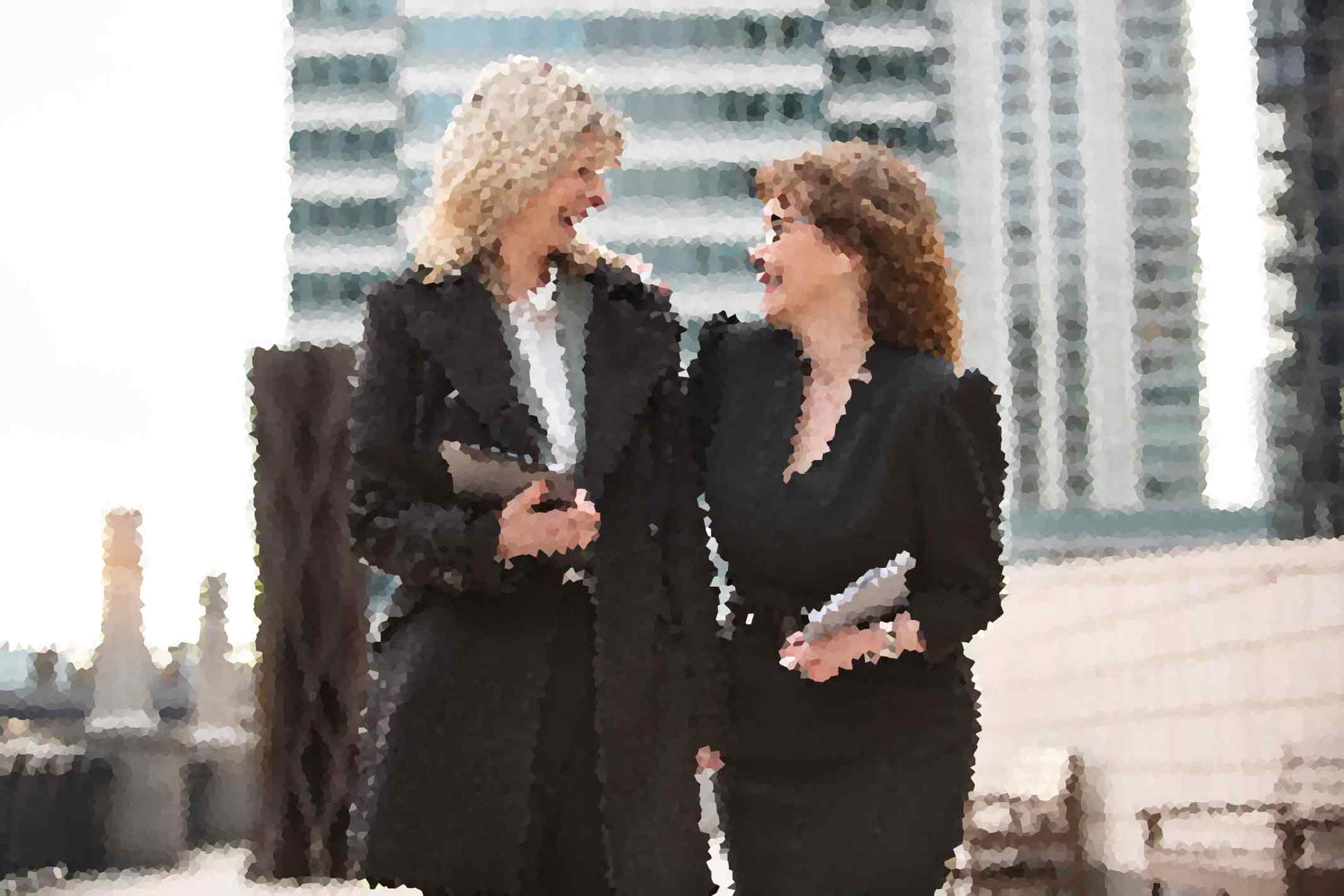 Virelia’s Love for Vintage: How Retro Style is Dominating Modern Fashion